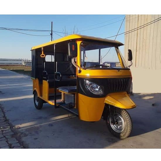 DB 200cc Keke Napep Gasoline Tricycle - Water-Cooled Engine | 6-Passenger Capacity | 28L Fuel Tank | Nigeria Market - Image 3