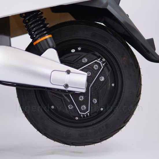 DJIANG-N7 2000W Electric Scooter for Nigeria & Africa - 60V Battery, 10-12" Wheels - Image 4